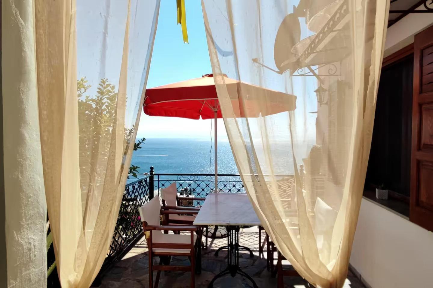 The Pagasetic Balcony - Magestic Sea Cottage Βόλος Εξωτερικό φωτογραφία